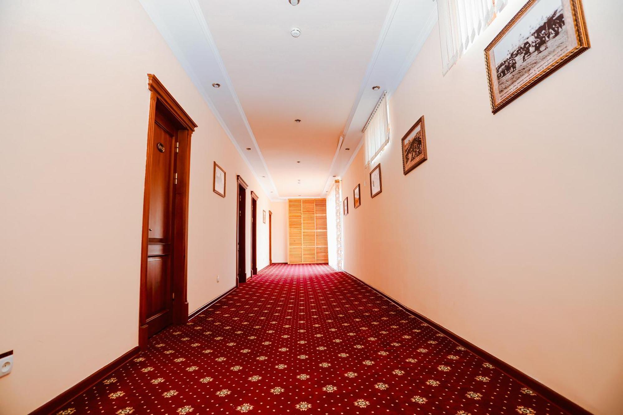 Yangi Sharq Hotel Samarkand Buitenkant foto