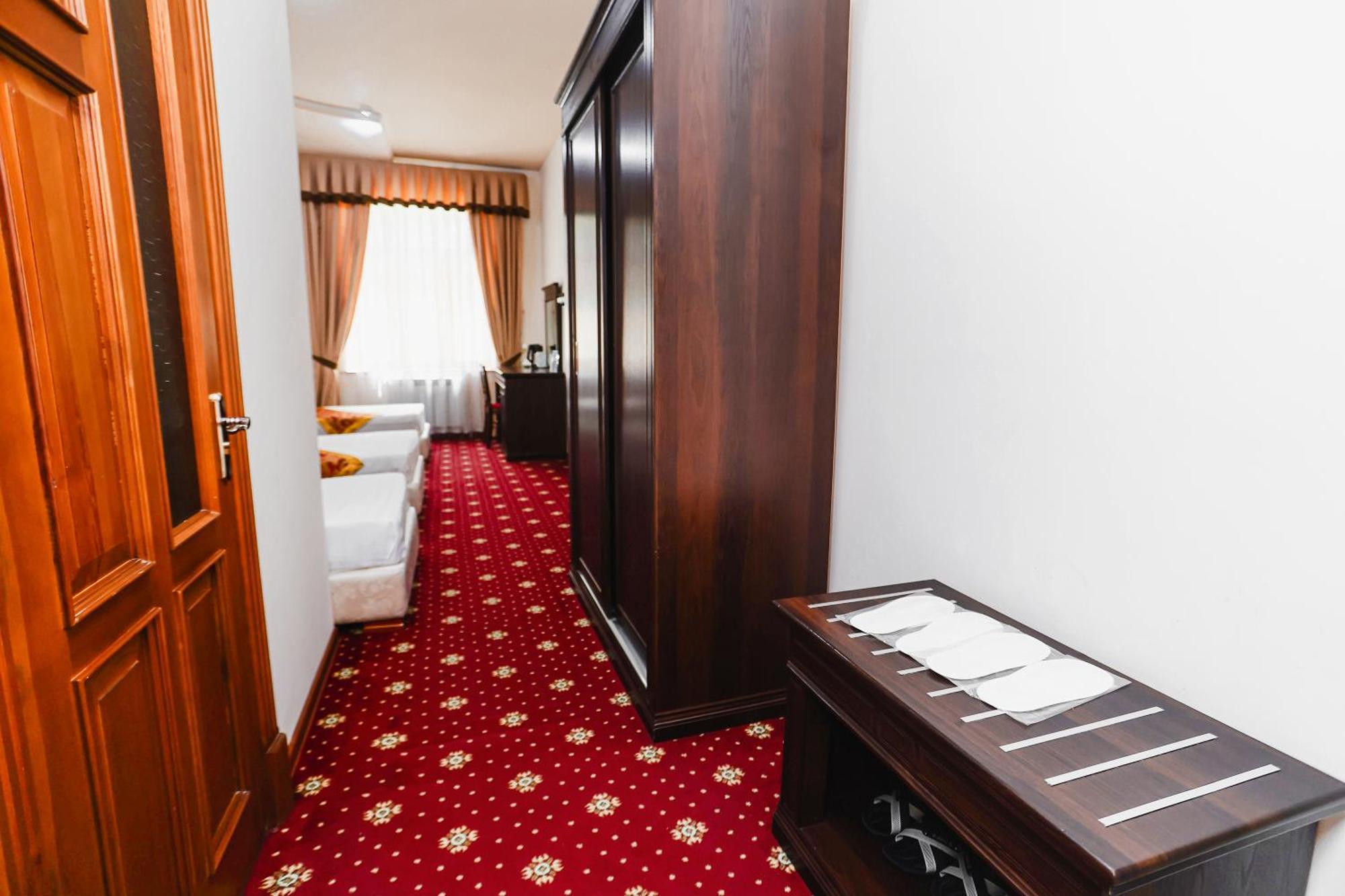 Yangi Sharq Hotel Samarkand Buitenkant foto