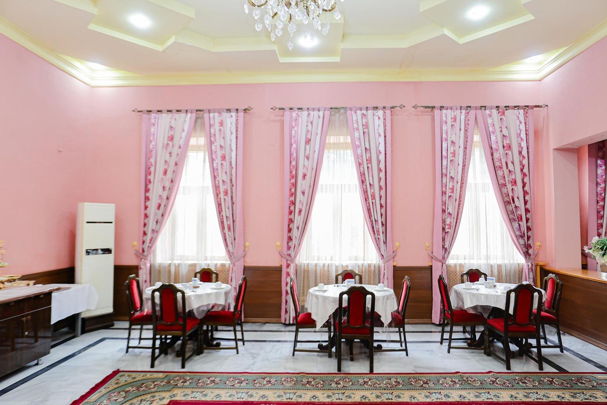 Yangi Sharq Hotel Samarkand Buitenkant foto
