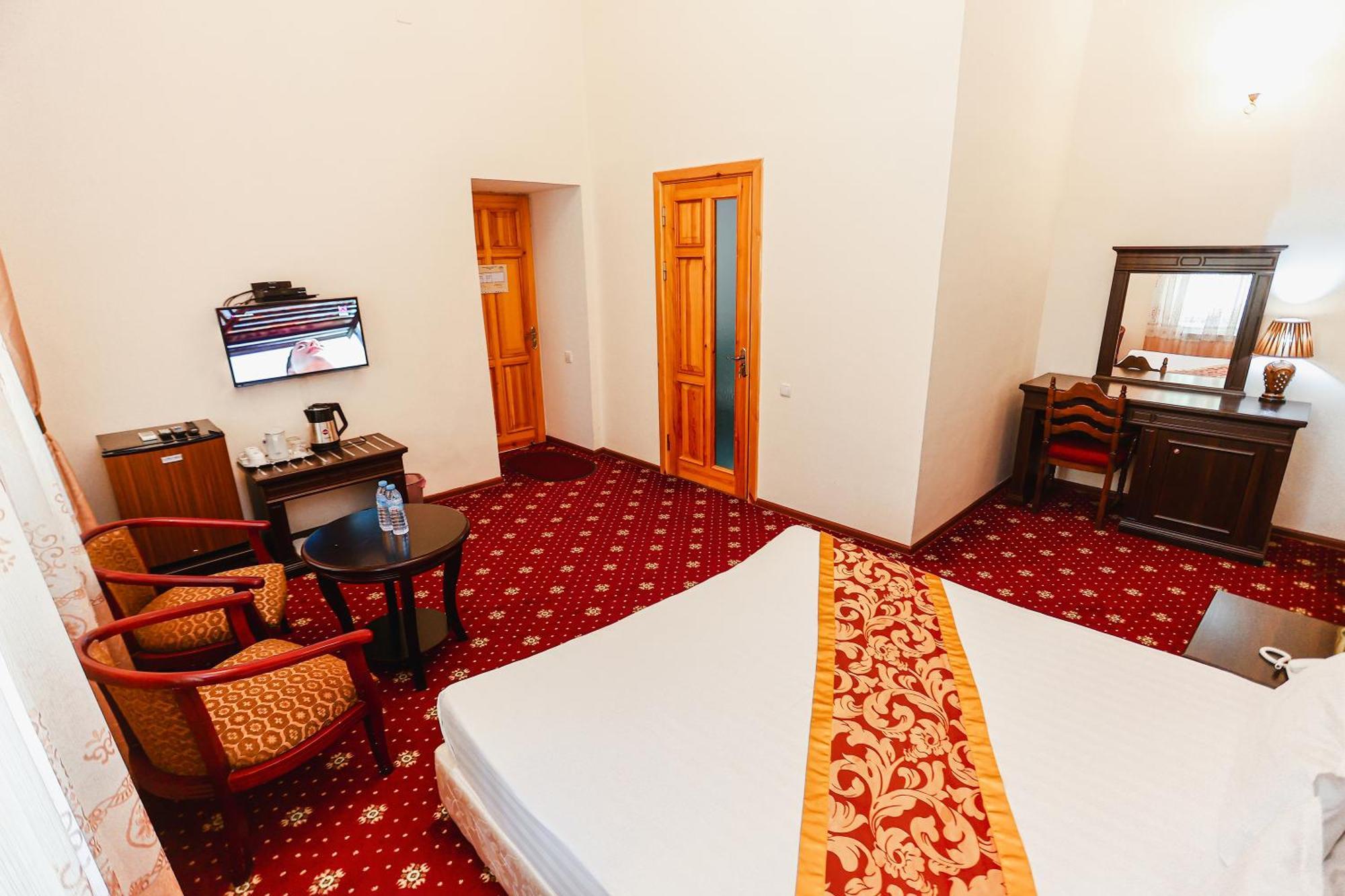 Yangi Sharq Hotel Samarkand Buitenkant foto